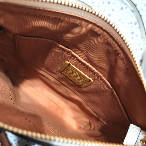 New Coach Messenger Kitt Crossbody bag - Picture 7 of 7